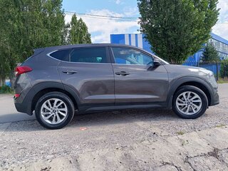 2017 Hyundai Tucson III, коричневый, 1650000 рублей, вид 3
