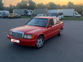 1991 Mercedes-Benz 190 (W201), красный, 1000000 рублей, вид 3