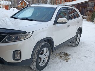 2013 Kia Sorento II Рестайлинг, белый, 1400000 рублей, вид 1