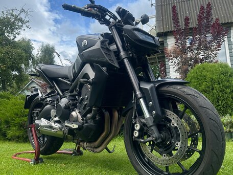 2017 Yamaha MT-09 (FZ-09), чёрный, 830000 рублей, вид 2