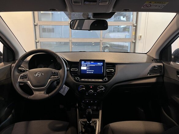2021 Hyundai Solaris II Рестайлинг, чёрный - вид 8