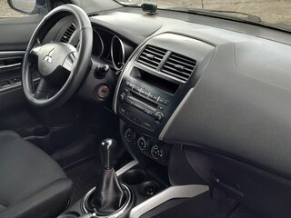 2011 Mitsubishi ASX I, белый, 850000 рублей, вид 5