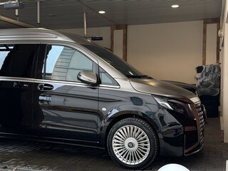 2023 Mercedes-Benz Vito 121 L3 III (W447), чёрный, 13400000 рублей, вид 3