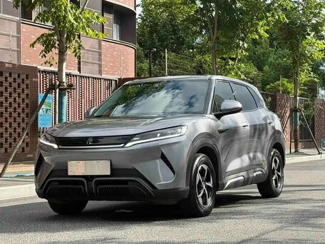 2024 BYD Yuan Up 32 kWh, серый, 1900013 рублей, вид 1
