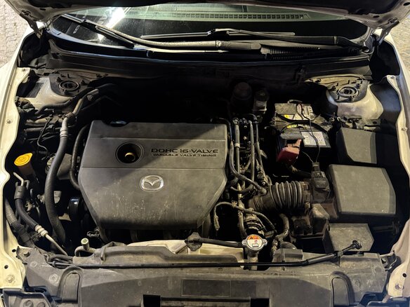 2010 Mazda 6 II (GH) Рестайлинг, белый, 800000 рублей - вид 9