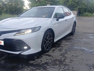 2020 Toyota Camry VIII (XV70), жёлтый, 1750000 рублей, вид 2