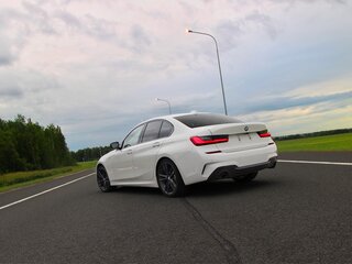 2019 BMW 3 серии 330d VII (G2x), белый, 4100000 рублей, вид 3