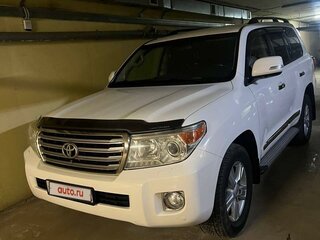 2012 Toyota Land Cruiser 200 Series Рестайлинг 1, белый, 3850000 рублей, вид 2