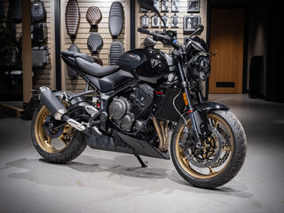 Triumph Trident 800
