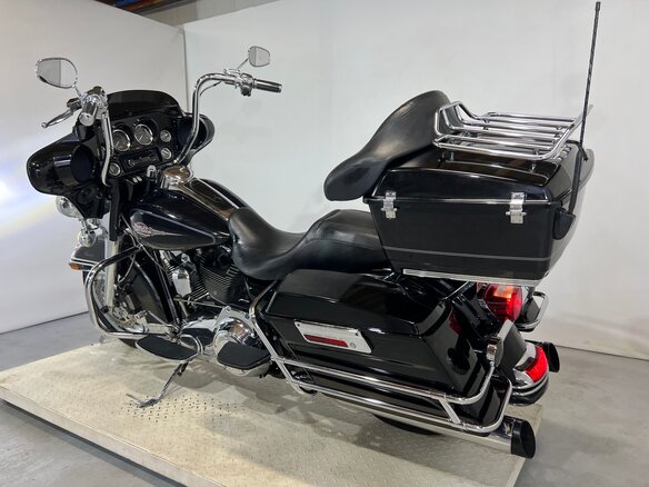 2012 Harley-Davidson Electra Glide, чёрный, 730000 рублей - вид 8