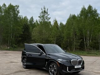2025 BMW X5 50e IV (G05/G18) Рестайлинг, чёрный, 9100000 рублей, вид 4
