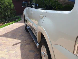 2014 Mitsubishi Pajero IV Рестайлинг 2, белый, 2850000 рублей, вид 5