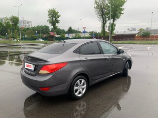 2013 Hyundai Solaris I, серый, 750000 рублей, вид 3