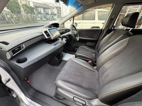 2016 Honda Freed I Рестайлинг 2, серебристый, 921000 рублей - вид 9