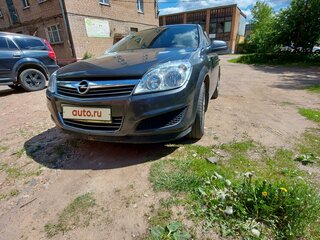 2011 Opel Astra H Рестайлинг, серый, 700000 рублей, вид 2