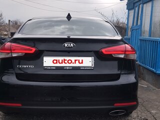 2017 Kia Cerato III Рестайлинг (Classic), чёрный, 1650000 рублей, вид 2