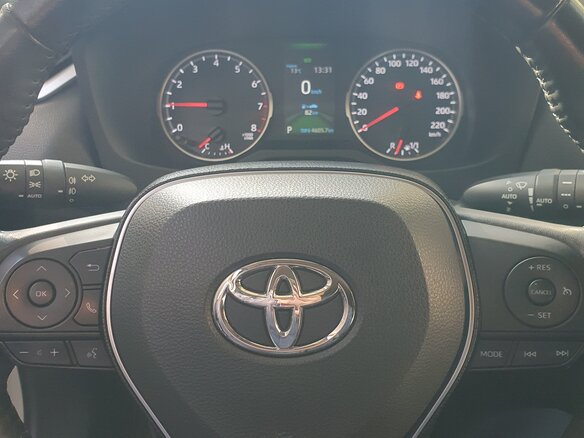 2021 Toyota RAV4 V (XA50), белый, 3350000 рублей - вид 7