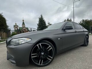 2012 BMW 5 серии 528i xDrive VI (F10/F11/F07), серый, 2000000 рублей, вид 2