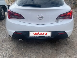 2014 Opel Astra GTC J Рестайлинг, белый, 900000 рублей, вид 4