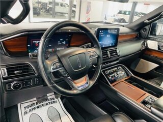 2022 Lincoln Navigator IV, чёрный, 13424100 рублей, вид 5