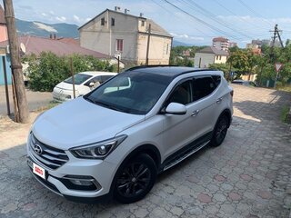 2017 Hyundai Santa Fe III Рестайлинг, белый, 2100000 рублей, вид 1
