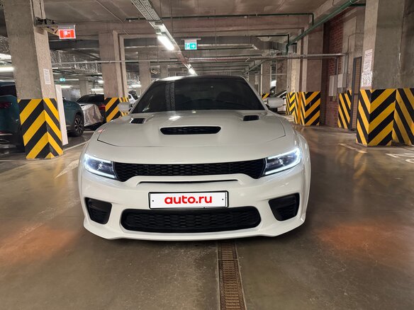 2019 Dodge Charger R__T VII (LD) Рестайлинг, белый, 4200000 рублей - вид 5