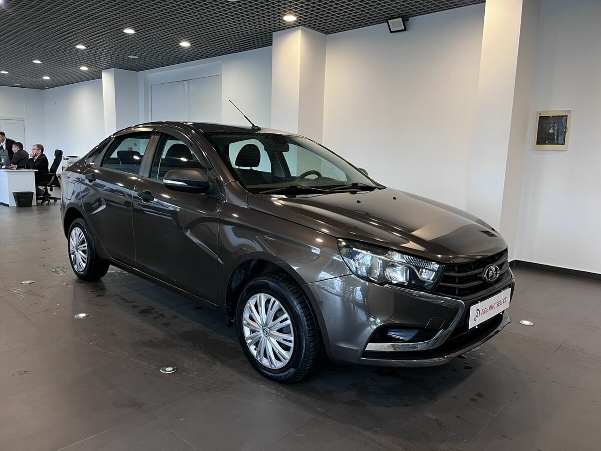 Открыть фотографии: Lada (ВАЗ) Vesta I