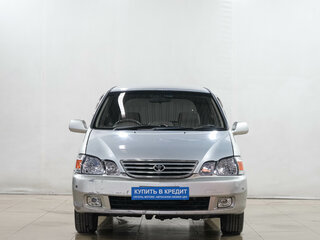 2002 Toyota Gaia, серебристый, 499000 рублей, вид 2