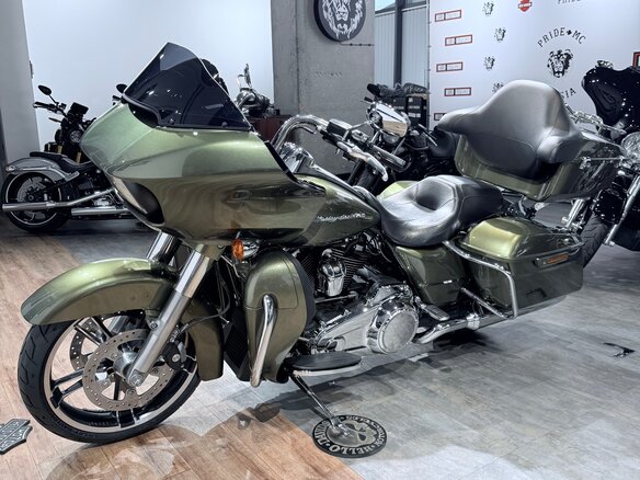 2017 Harley-Davidson Road Glide, зелёный, 1999000 рублей - вид 6