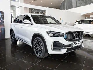 2026 Geely Monjaro I Рестайлинг, белый, 5012716 рублей, вид 3
