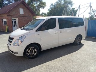 2012 Hyundai Grand Starex I, белый, 1500000 рублей, вид 4
