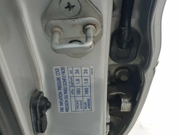 2004 Suzuki Grand Vitara I Рестайлинг, серебристый - вид 8