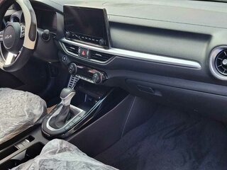 2022 Kia K3 II Рестайлинг, белый, 2399000 рублей, вид 4