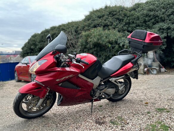 2006 Honda VFR 800, пурпурный, 500000 рублей - вид 21