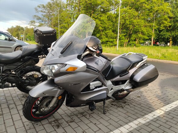 2003 Honda ST 1300, серебристый, 430000 рублей - вид 2