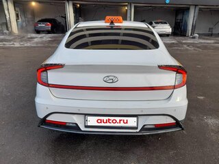 2021 Hyundai Sonata VIII (DN8), белый, 2000000 рублей, вид 4