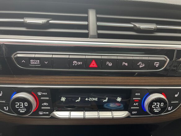 2016 Audi Q7 II (4M), чёрный, 5350000 рублей - вид 15