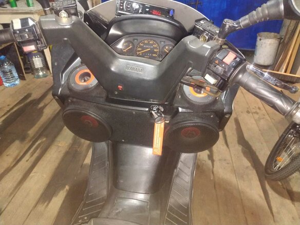 1998 Yamaha Majesty 250, серебристый, 140000 рублей - вид 4