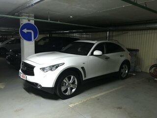 2013 Infiniti FX30d II (S51) Рестайлинг, белый, 2800000 рублей, вид 1