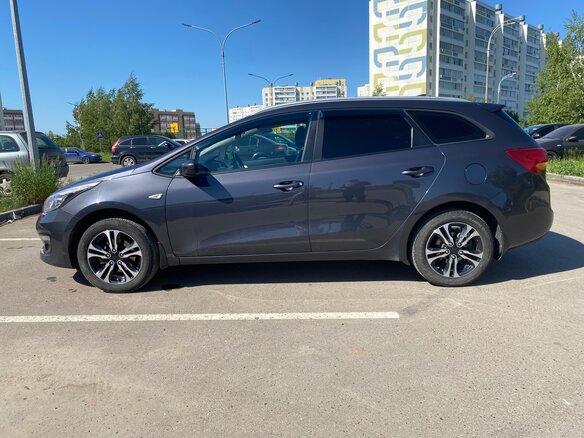 2017 Kia Ceed II Рестайлинг, серый, 1050000 рублей - вид 7