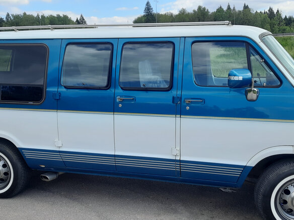 1992 Dodge Caravan II, голубой, 2500000 рублей - вид 5