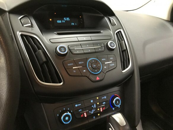 2016 Ford Focus III Рестайлинг, серебристый - вид 8