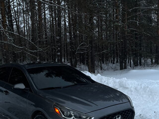 2017 Hyundai Sonata VII (LF) Рестайлинг, серый, 2190000 рублей, вид 2