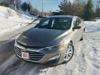 2020 Chevrolet Malibu IX Рестайлинг, золотистый, 1420000 рублей, вид 2