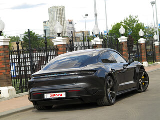 2021 Porsche Taycan Turbo S I, серый, 14900000 рублей, вид 4
