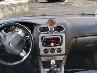 2011 Ford Focus II Рестайлинг, белый, 650000 рублей, вид 4
