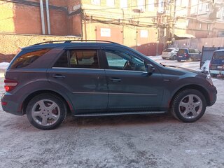 2010 Mercedes-Benz M-Класс 350 II (W164) Рестайлинг, серый, 1850000 рублей, вид 2