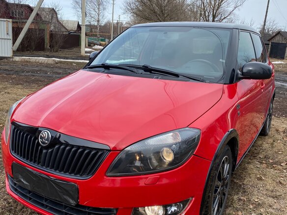 2013 Skoda Fabia II Рестайлинг, красный