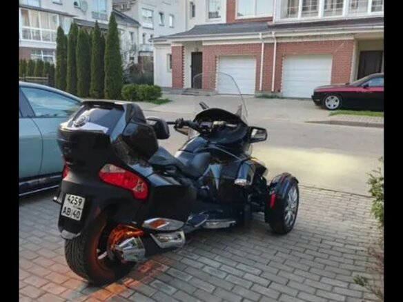 2014 BRP Can-Am Spyder, чёрный, 1935000 рублей - вид 11