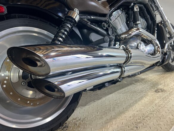 2004 Harley-Davidson V-Rod, чёрный, 560000 рублей - вид 20
